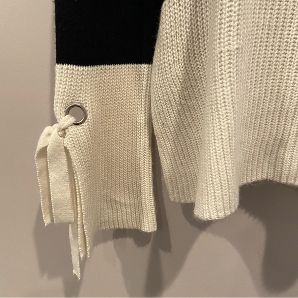 ALISON ANDREWS Colorblock Tie Bell Sleeve Sweater Turtleneck Large - Picture 5 of 7